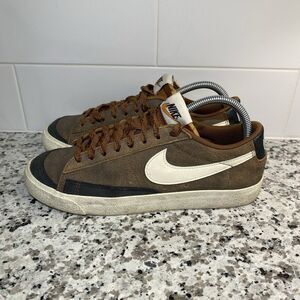 Nike Blazer Low '77 PRM Vintage Pecan Sail Off Noir DX4433 200 Men's Size 7.5